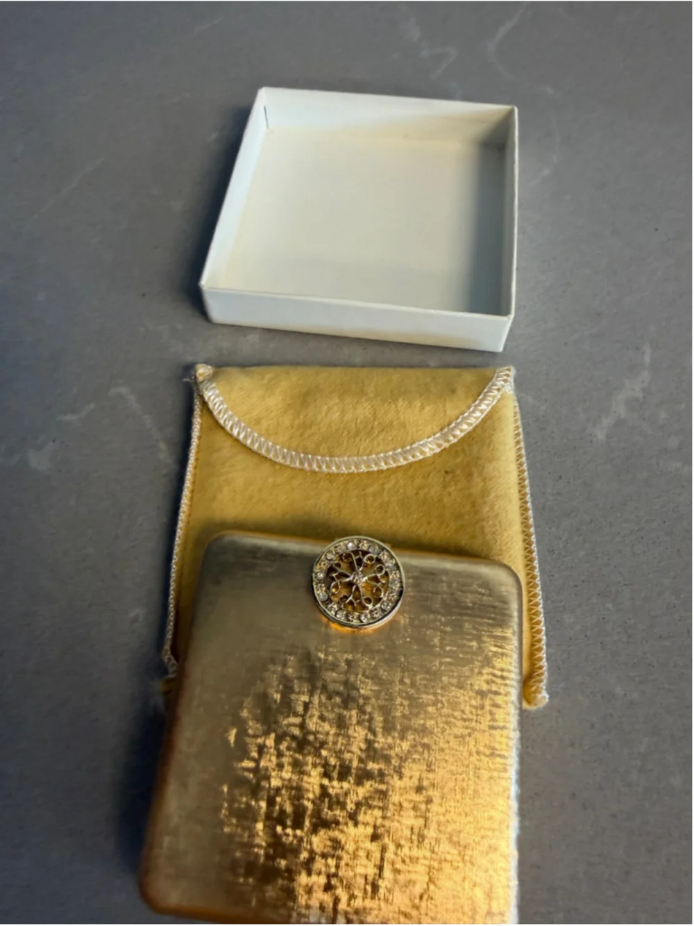 Vintage Avon Imperial Jewel Compact Gold Tone Rhinestone 1960s Unused w Pouch